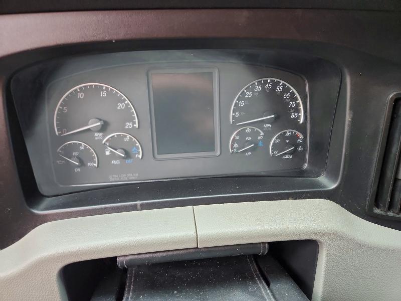 46560836 :رقم المزاد ، 3AKJHPDV1LSLG9019 vin ، 2020 Freightliner Cascadia 116 مزاد بيع