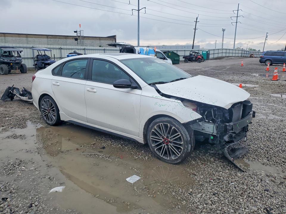 2021 Kia Forte მანქანა იყიდება აუქციონზე, vin: 3KPF44AC1ME358557, აუქციონის ნომერი: 51860206