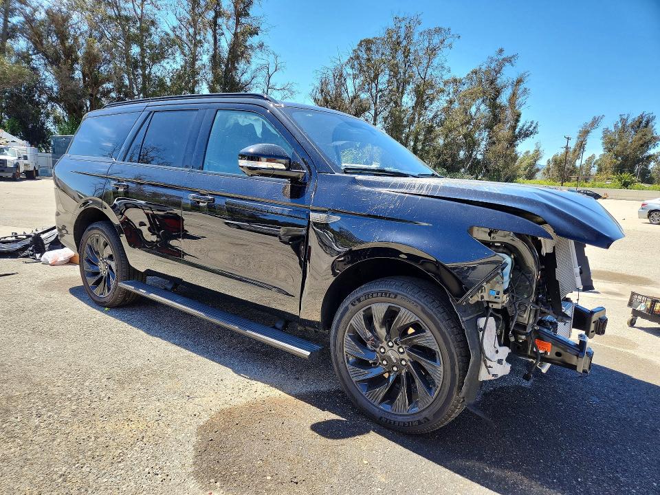 55607476 :رقم المزاد ، 5LMJJ2LG1SEL03745 vin ، 2025 Lincoln Navigator مزاد بيع