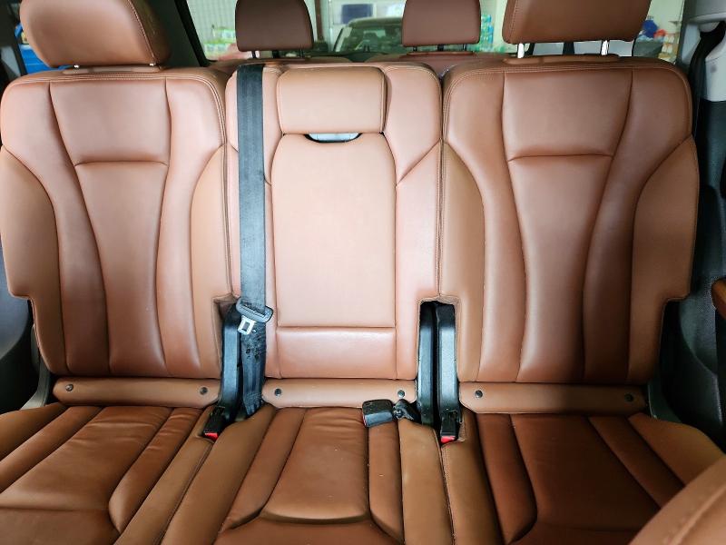 48642256 :رقم المزاد ، WA1LJAF78MD038024 vin ، 2021 Audi Q7 مزاد بيع