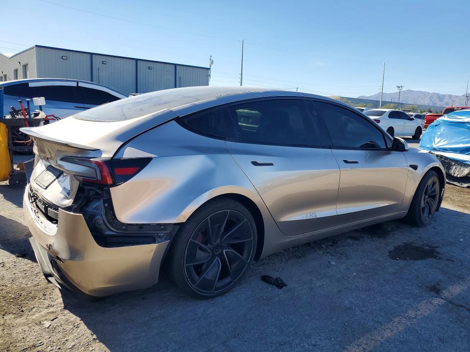 2024 Tesla Model 3 მანქანა იყიდება აუქციონზე, vin: 5YJ3E1ET8RF883643, აუქციონის ნომერი: 49165446