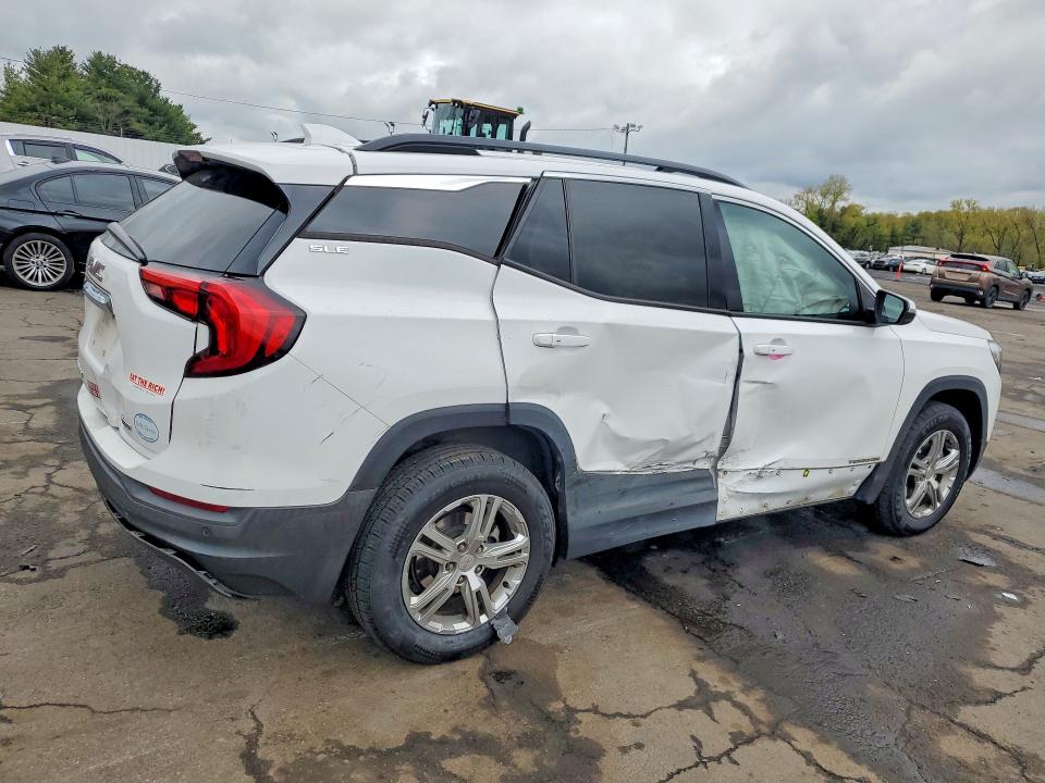 51561176 :رقم المزاد ، 3GKALTEV9JL267583 vin ، 2018 Gmc Terrain مزاد بيع