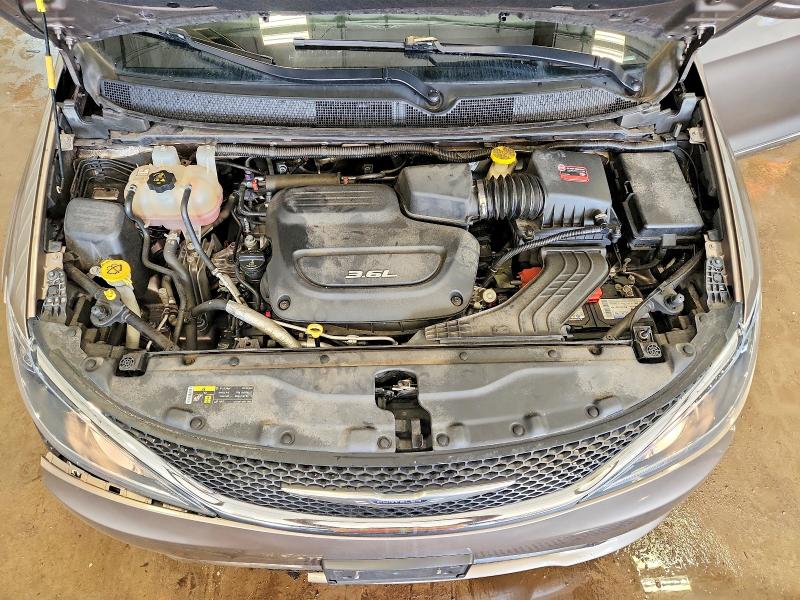 Продажа на аукционе авто 2017 Chrysler Pacifica, vin: 2C4RC1BG8HR810086, номер лота: 49322516