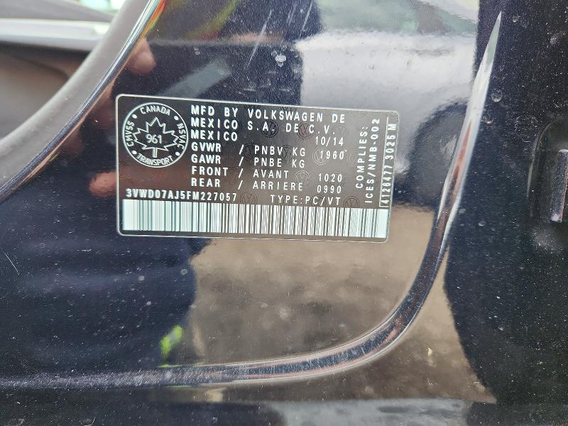 51817676 :رقم المزاد ، 3VWD07AJ5FM227057 vin ، 2015 Volkswagen Jetta مزاد بيع