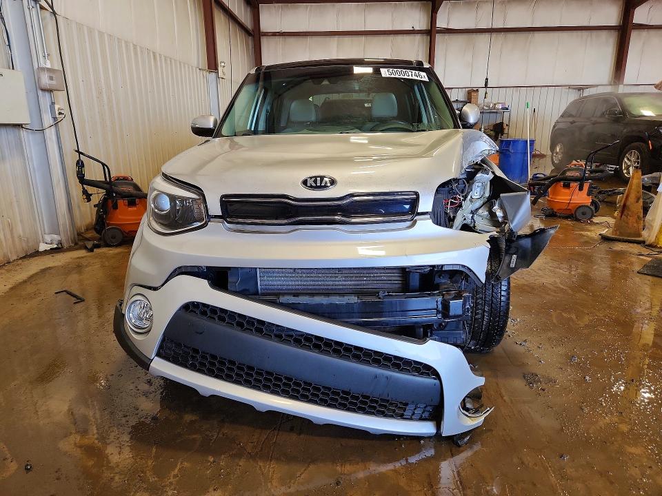 2017 Kia Soul მანქანა იყიდება აუქციონზე, vin: KNDJP3A5XH7430035, აუქციონის ნომერი: 50000746