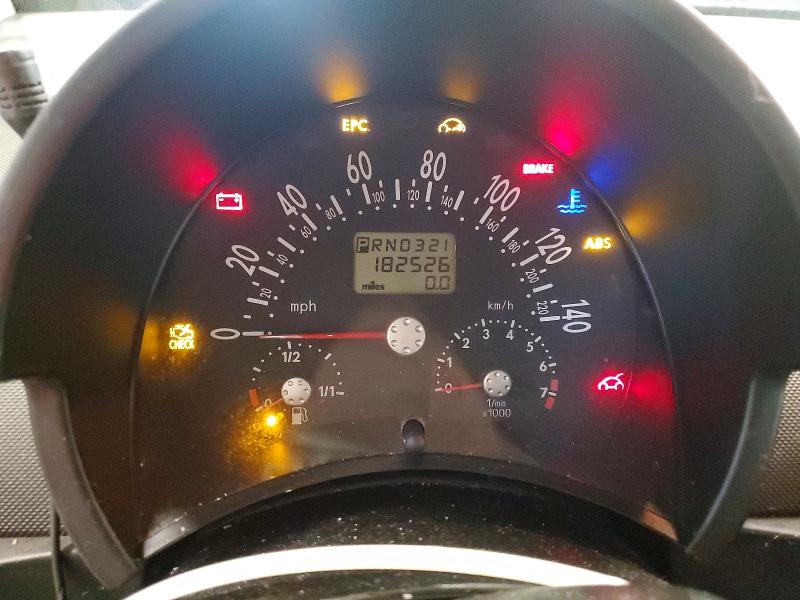 2001 Volkswagen New Beetle მანქანა იყიდება აუქციონზე, vin: 3VWCC21C21M412019, აუქციონის ნომერი: 51296156