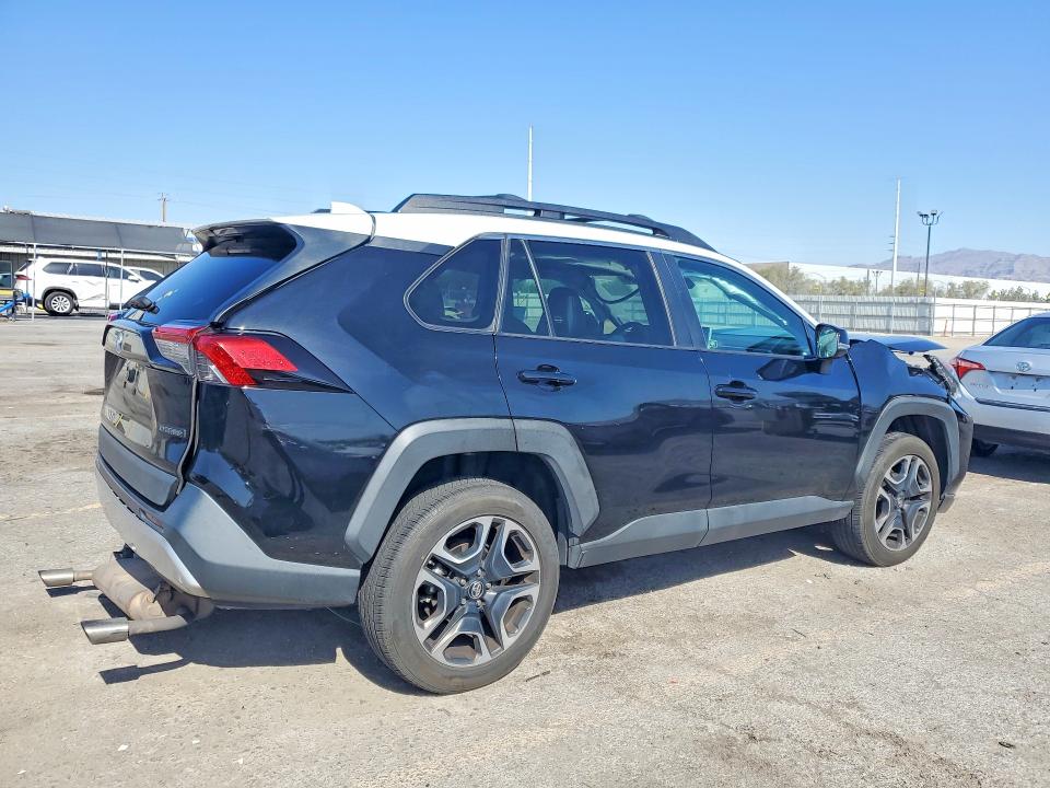 2019 Toyota Rav4 მანქანა იყიდება აუქციონზე, vin: 2T3J1RFV8KC013393, აუქციონის ნომერი: 51508206