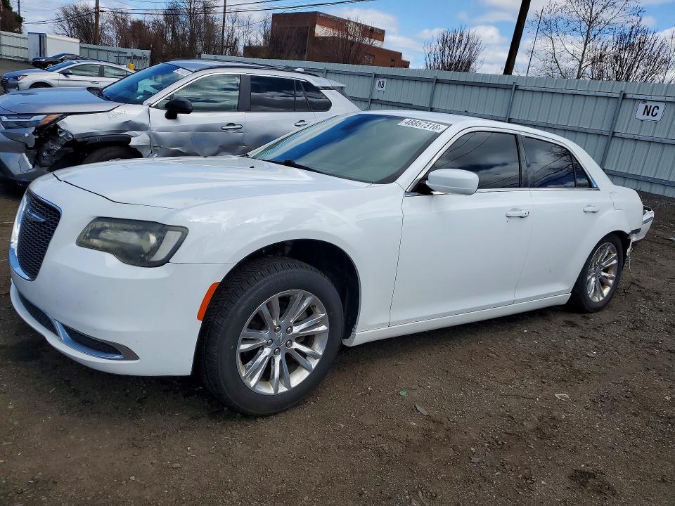 Продажа на аукционе авто 2017 Chrysler 300, vin: 2C3CCAAG1HH664986, номер лота: 48857316