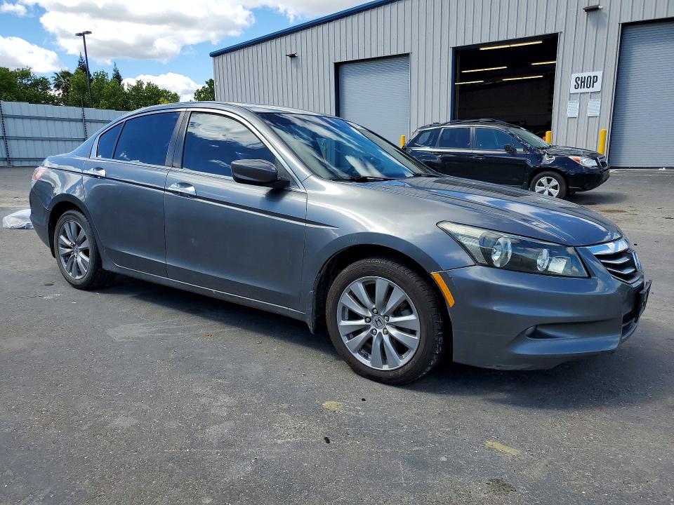 2011 Honda Accord მანქანა იყიდება აუქციონზე, vin: 1HGCP3F84BA027045, აუქციონის ნომერი: 50005726