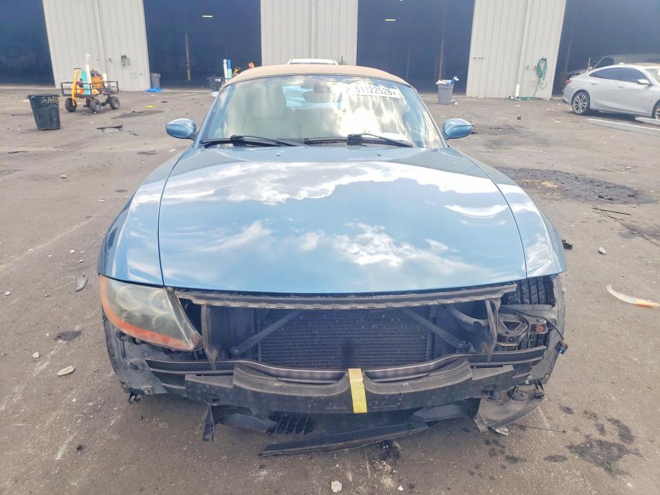 51122526 :رقم المزاد ، 4USBT33413LS41997 vin ، 2003 Bmw Z4 مزاد بيع
