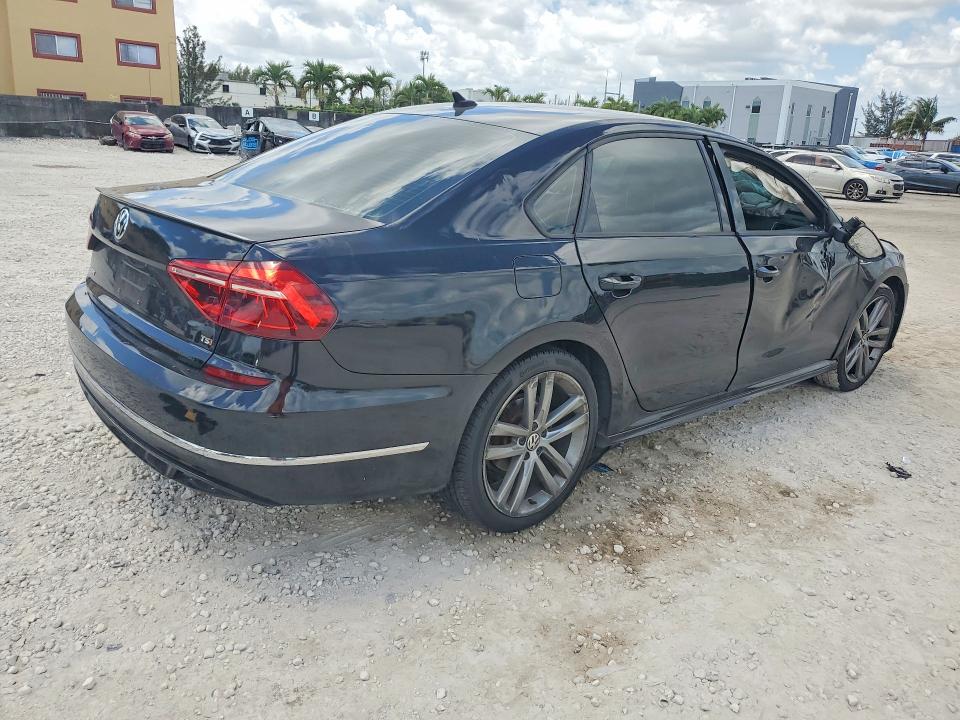 Продажа на аукционе авто 2018 Volkswagen Passat, vin: 1VWAA7A30JC026632, номер лота: 51172476