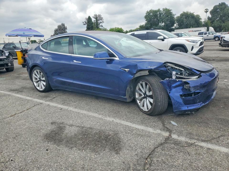 Продаж на аукціоні авто 2018 Tesla Model 3, vin: 5YJ3E1EA6JF012307, номер лоту: 50676696