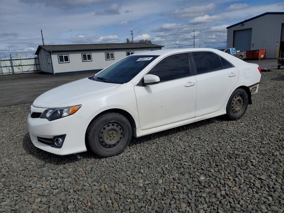 2014 Toyota Camry მანქანა იყიდება აუქციონზე, vin: 4T1BF1FK2EU365958, აუქციონის ნომერი: 48265716