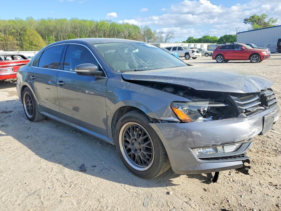 2015 Volkswagen Passat მანქანა იყიდება აუქციონზე, vin: 1VWAT7A34FC097107, აუქციონის ნომერი: 48638196