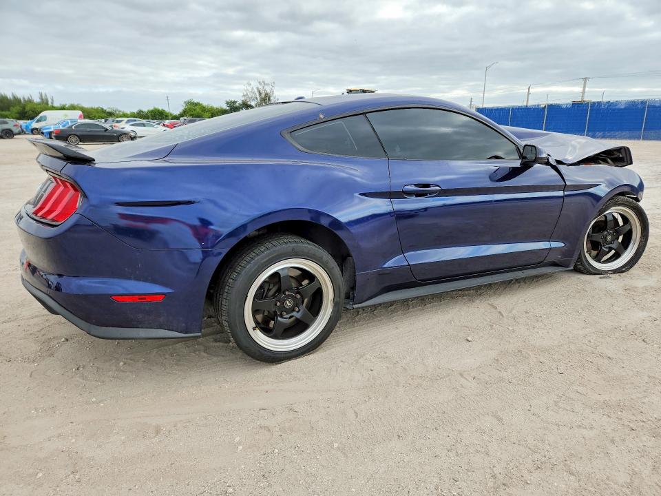 49611866 :رقم المزاد ، 1FA6P8CF3L5113944 vin ، 2020 Ford Mustang مزاد بيع
