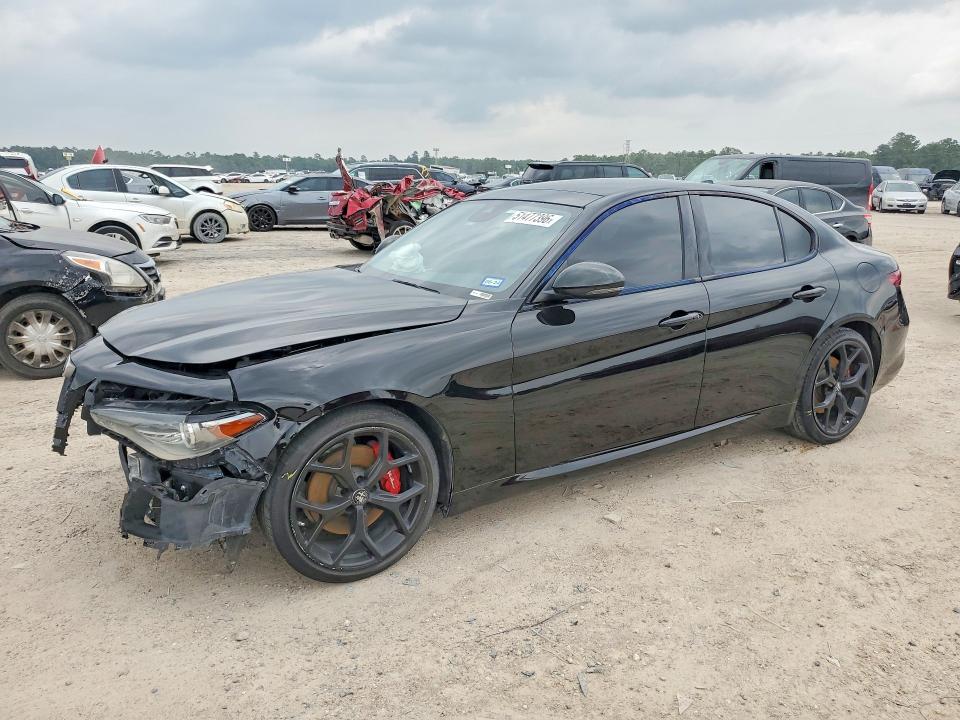 Auction sale of the 2020 Alfa Romeo Giulia, vin: ZARFAMAN0L7626738, lot number: 51477396