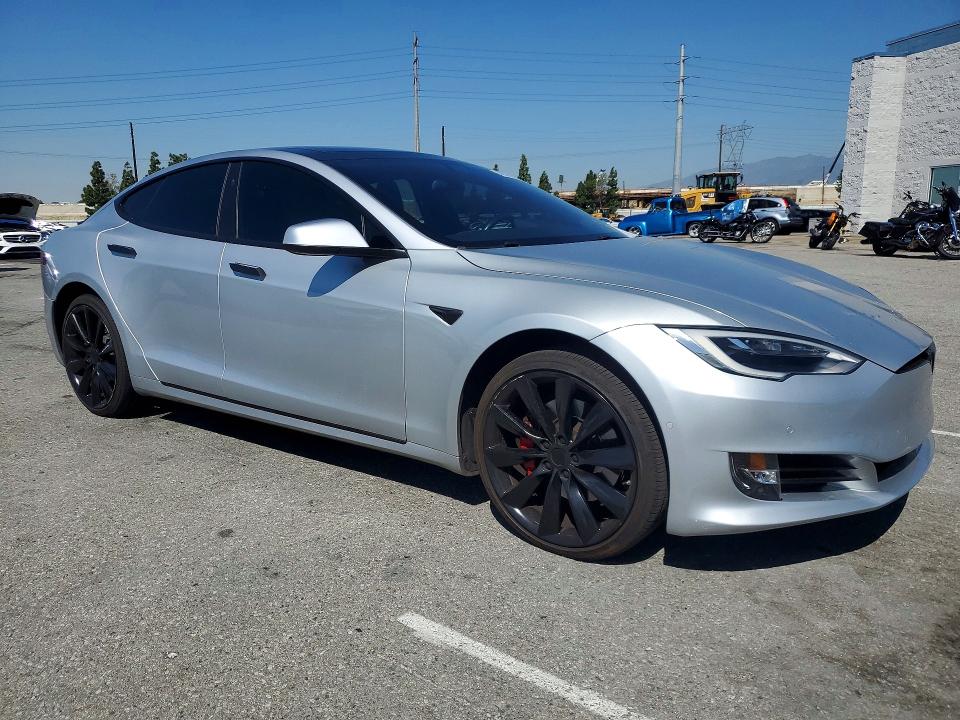 Продаж на аукціоні авто 2017 Tesla Model S, vin: 5YJSA1E16HF196150, номер лоту: 49516346
