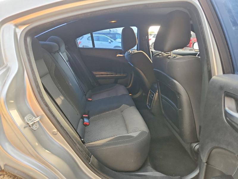 49015066 :رقم المزاد ، 2C3CDXHG1FH843869 vin ، 2015 Dodge Charger مزاد بيع