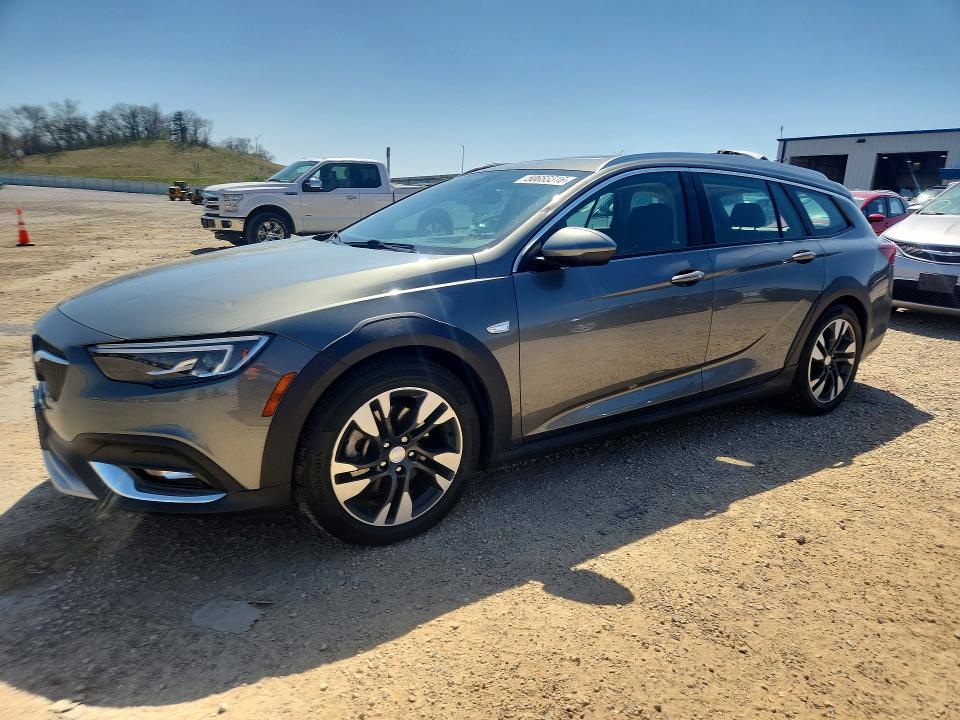 50653316 :رقم المزاد ، W04GV8SX8K1033117 vin ، 2019 Buick Regal Tourx مزاد بيع