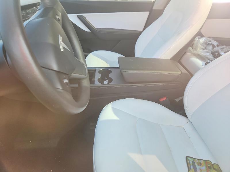 49056546 :رقم المزاد ، 5YJYGDED8MF132724 vin ، 2021 Tesla Model Y مزاد بيع