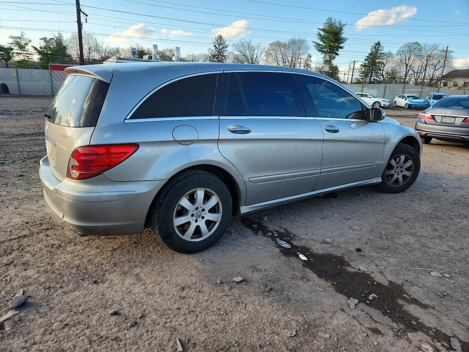 49073426 :رقم المزاد ، 4JGCB65E67A040811 vin ، 2007 Mercedes-benz R مزاد بيع