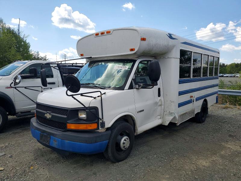 77604765 :رقم المزاد ، 1GBJG31U151181246 vin ، 2005 Chevrolet Express G3500 مزاد بيع