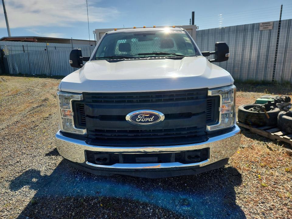 Продажа на аукционе авто 2017 Ford F350, vin: 1FDRF3GT5HEB62028, номер лота: 51028516
