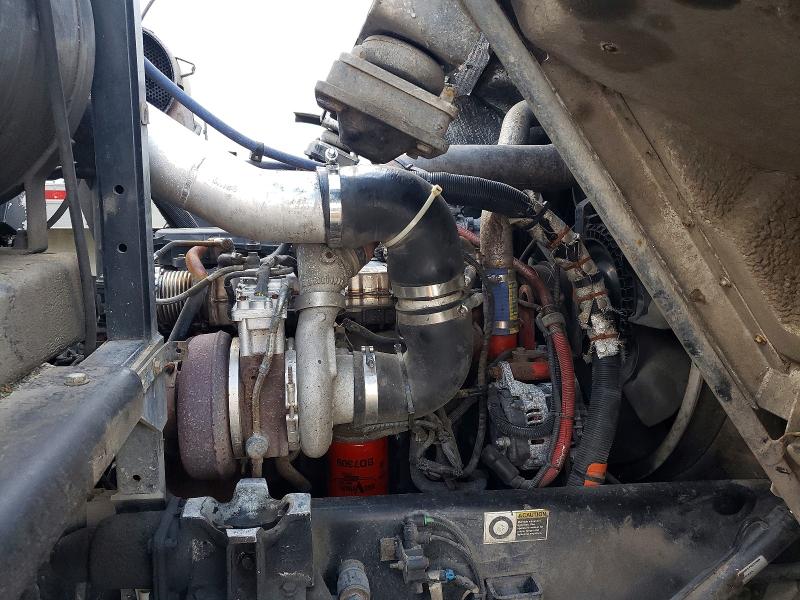 50111696 :رقم المزاد ، 3BPZL50X19F719300 vin ، 2009 Peterbilt 320 مزاد بيع