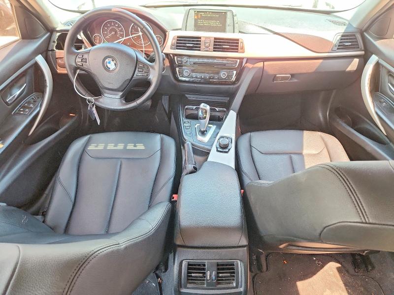 51083786 :رقم المزاد ، WBA8E1G51GNU10179 vin ، 2016 Bmw 320 مزاد بيع