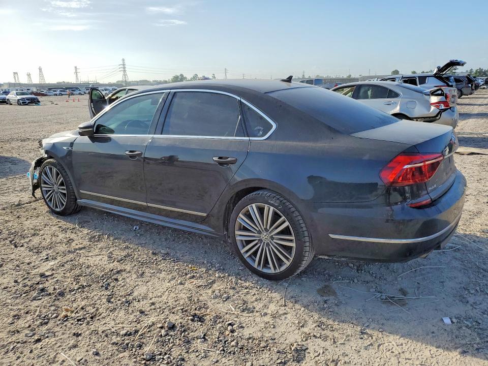 Продаж на аукціоні авто 2017 Volkswagen Passat, vin: 1VWDT7A30HC015874, номер лоту: 49456916