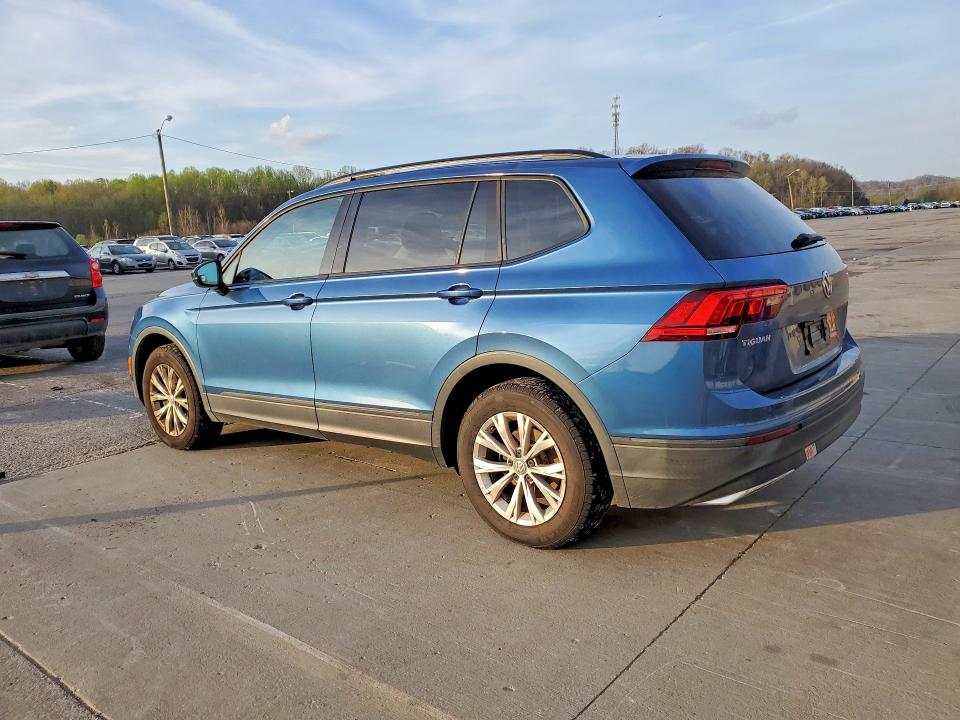 48348066 :رقم المزاد ، 3VV1B7AX8JM120535 vin ، 2018 Volkswagen Tiguan مزاد بيع
