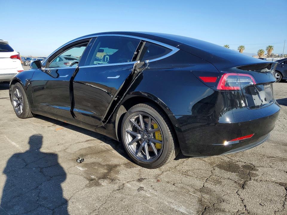 2018 Tesla Model 3 მანქანა იყიდება აუქციონზე, vin: 5YJ3E1EA8JF036432, აუქციონის ნომერი: 49904116