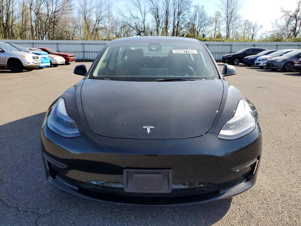 2022 Tesla Model 3 მანქანა იყიდება აუქციონზე, vin: 5YJ3E1EA5NF370942, აუქციონის ნომერი: 48987766
