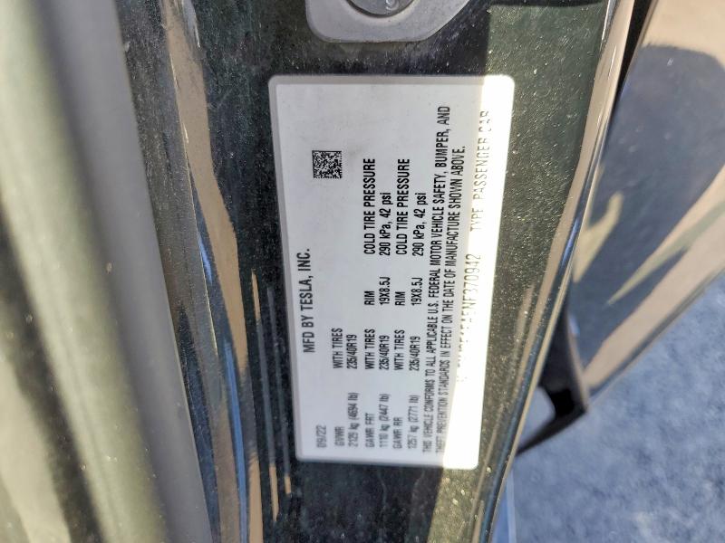 2022 Tesla Model 3 მანქანა იყიდება აუქციონზე, vin: 5YJ3E1EA5NF370942, აუქციონის ნომერი: 48987766