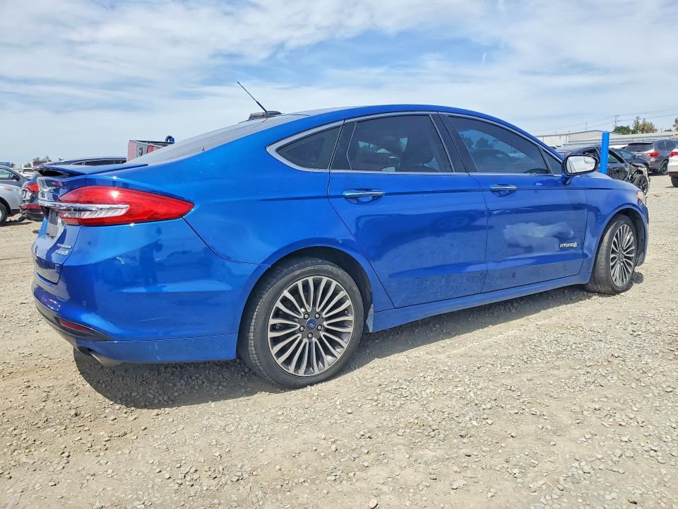 Продажа на аукционе авто 2017 Ford Fusion, vin: 3FA6P0RU8HR382209, номер лота: 50218776