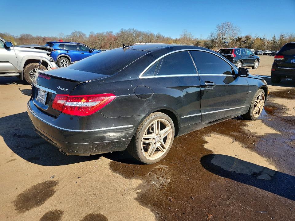 Продажа на аукционе авто 2012 Mercedes-benz E, vin: WDDKJ8JB0CF174999, номер лота: 48571156