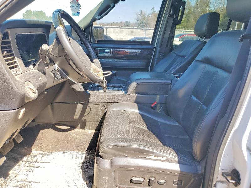 48761276 :رقم المزاد ، 5LMJJ2J56AEJ10376 vin ، 2010 Lincoln Townhouse Navigator مزاد بيع