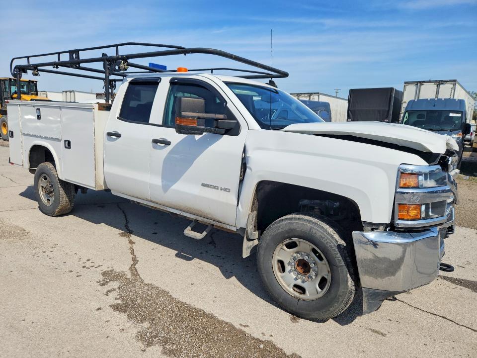 Продаж на аукціоні авто 2019 Chevrolet Silverado, vin: 2GC2CREG3K1132185, номер лоту: 50176546