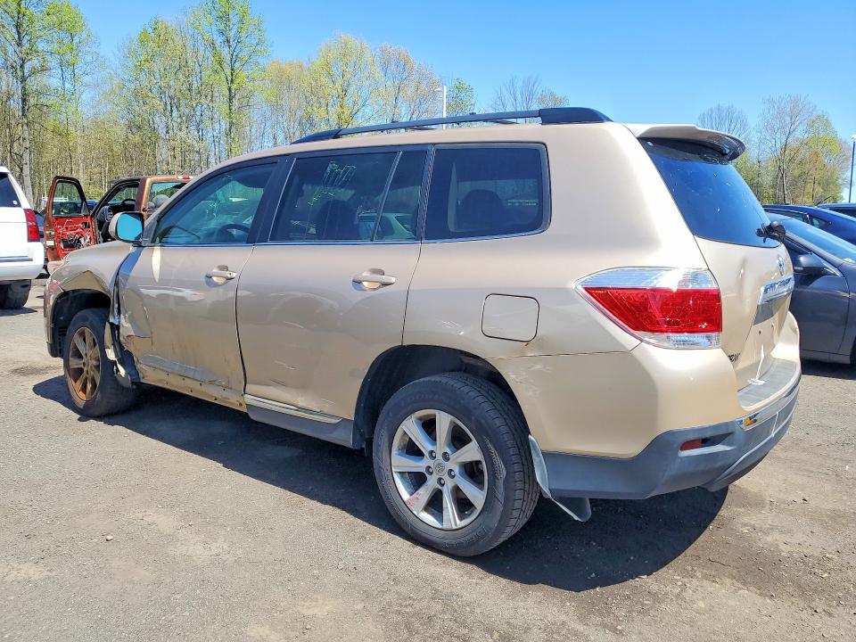 Продажа на аукционе авто 2012 Toyota Highlander, vin: 5TDBK3EH2CS095052, номер лота: 51173696