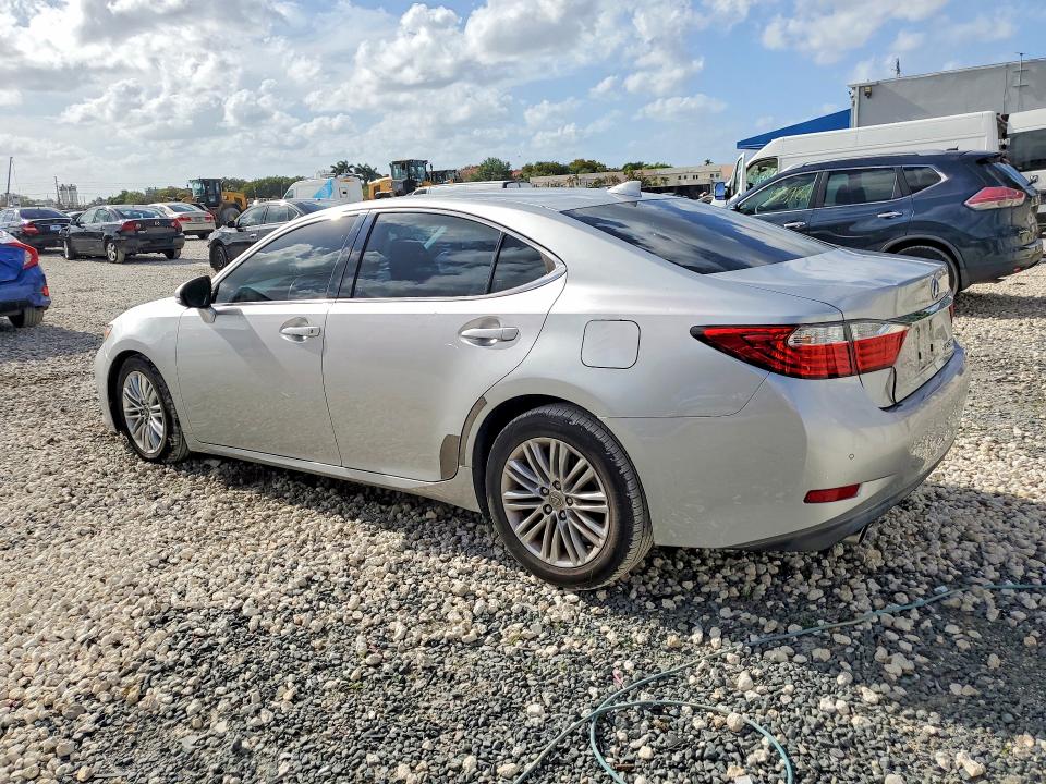 Продаж на аукціоні авто 2015 Lexus Es, vin: JTHBK1GG4F2175519, номер лоту: 49915266