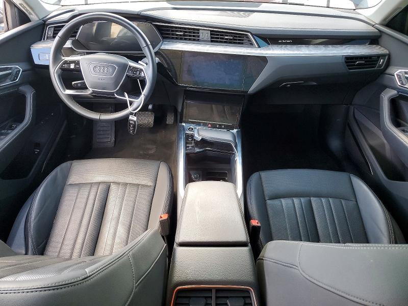 Продаж на аукціоні авто 2024 Audi Q8 E-tron, vin: WA15AAGE0RB061161, номер лоту: 49864566