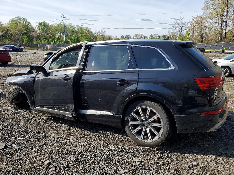 Продажа на аукционе авто 2017 Audi Q7, vin: WA1LAAF78HD024601, номер лота: 48165596