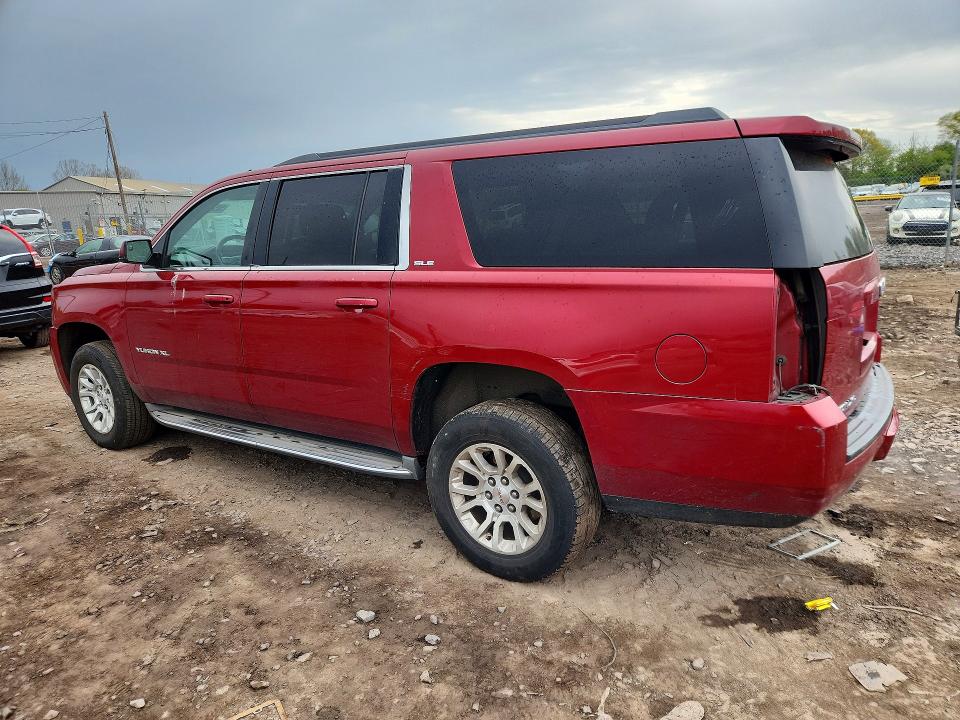 50585996 :رقم المزاد ، 1GKS2GKC1FR187471 vin ، 2015 Gmc Yukon Xl مزاد بيع