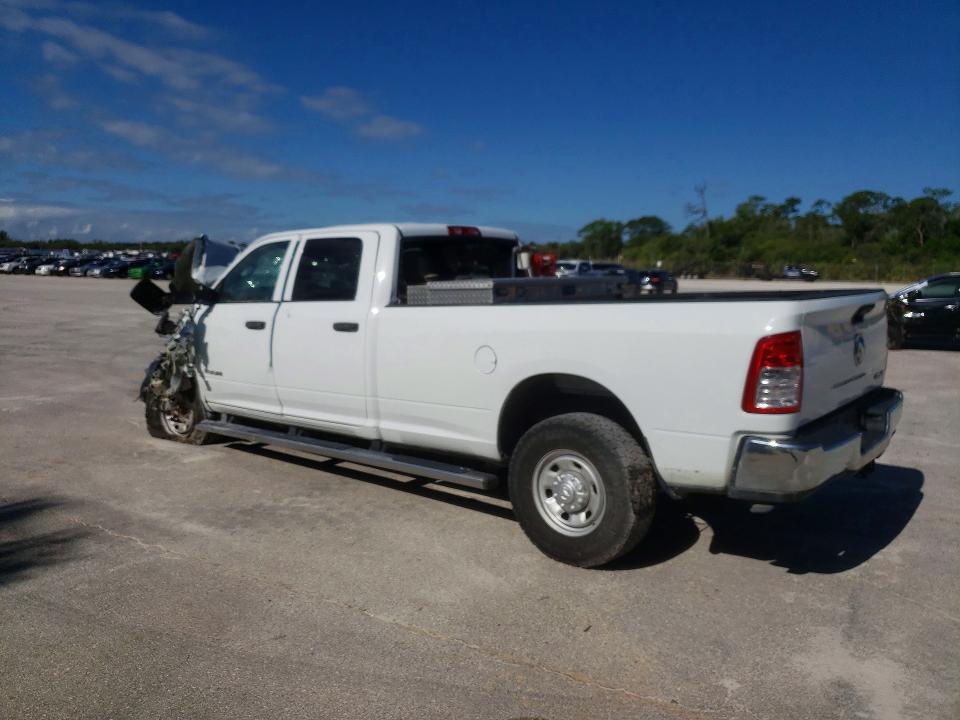 Продажа на аукционе авто 2022 Ram 2500, vin: 3C6UR5HL2NG262180, номер лота: 76920385