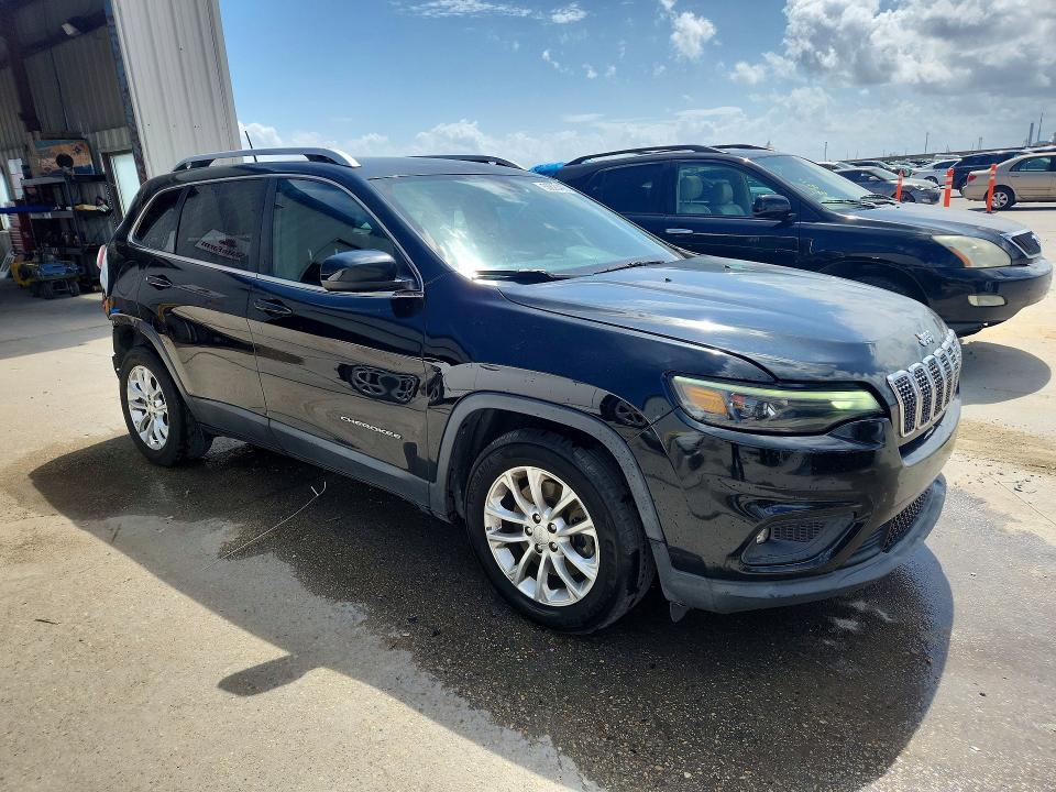 Продажа на аукционе авто 2019 Jeep Cherokee, vin: 1C4PJLCB2KD206653, номер лота: 50820496