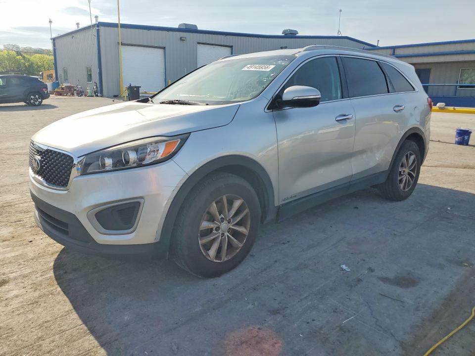 49145956 :رقم المزاد ، 5XYPGDA56JG413872 vin ، 2018 Kia Sorento مزاد بيع