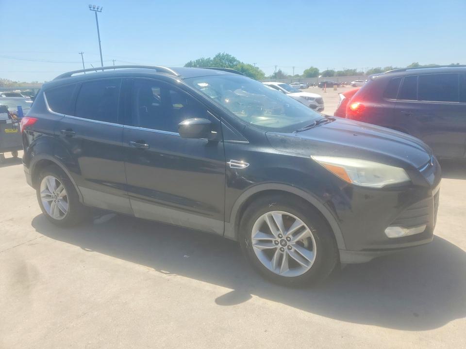 48944946 :رقم المزاد ، 1FMCU0GX0EUC39077 vin ، 2014 Ford Escape مزاد بيع