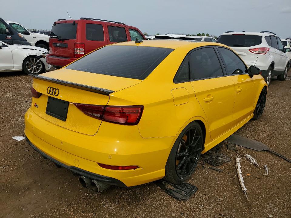 51326206 :رقم المزاد ، WAUF1GFF0H1020022 vin ، 2017 Audi S3 مزاد بيع