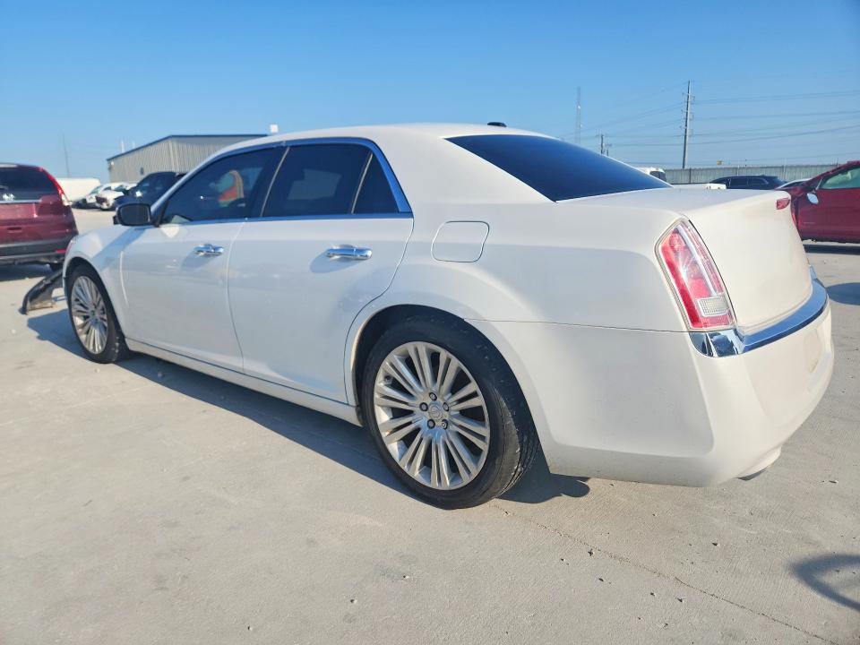 49927016 :رقم المزاد ، 2C3CCAET5DH731610 vin ، 2013 Chrysler 300c مزاد بيع