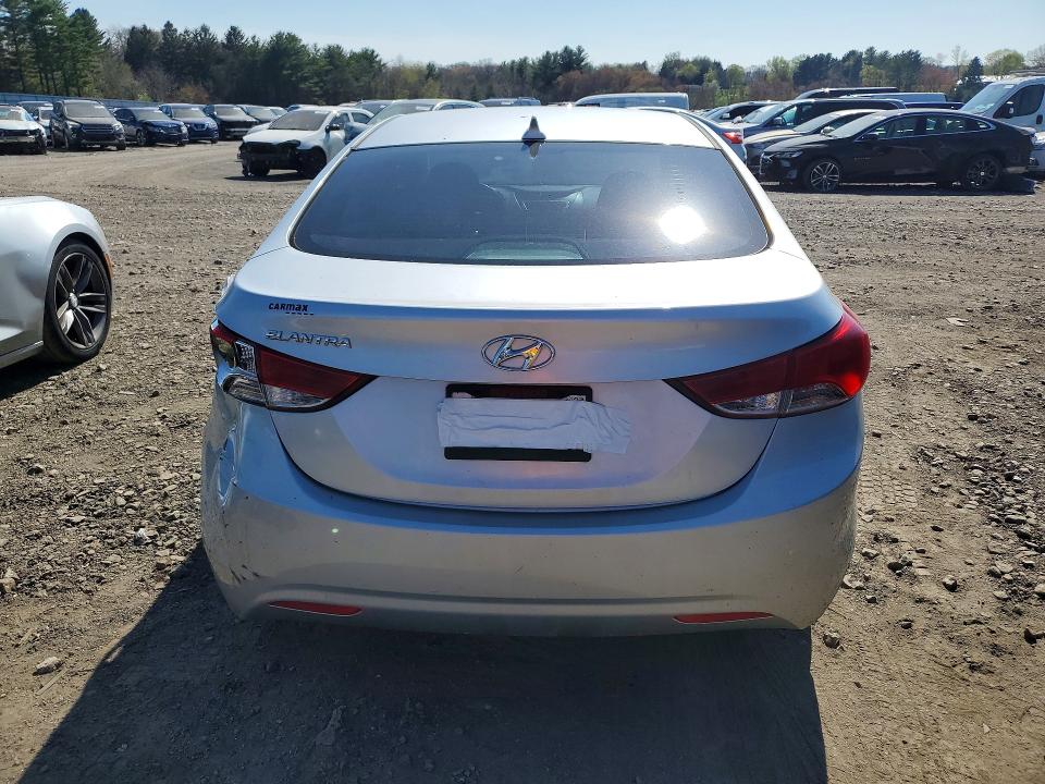 Продажа на аукционе авто 2012 Hyundai Elantra, vin: 5NPDH4AE7CH094624, номер лота: 48620986